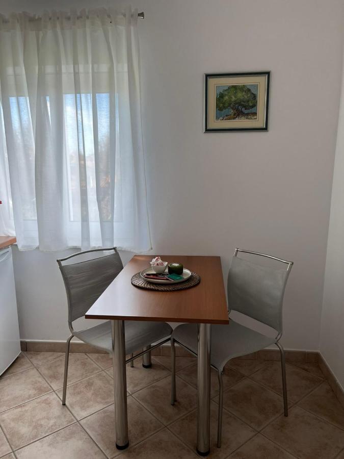 Apartments Marinovic Brzac Bagian luar foto